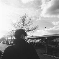 2016微信头像男生酷帅  时间总会让相爱的人有缘无份