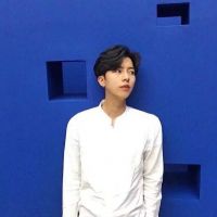 2016微信头像男生酷帅  时间总会让相爱的人有缘无份