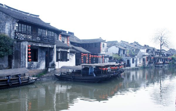 古色小镇风情唯美图片  碧柳黄莺啼早春,古桥净水醉红尘