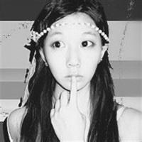 微信背影女生黑白头像  眼前的黑不是黑