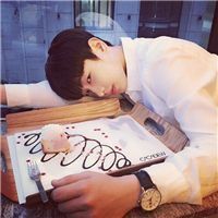 2016微信头像男生酷帅  时间总会让相爱的人有缘无份