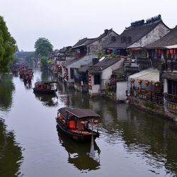 古色小镇风情唯美图片  碧柳黄莺啼早春,古桥净水醉红尘