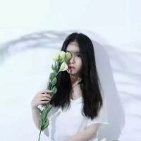 女生清新文艺范儿微信头像  岁月静好，浅笑安然