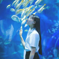 阳光少女微信头像吸引男生的  喜欢你才为你褪去所有的傲气