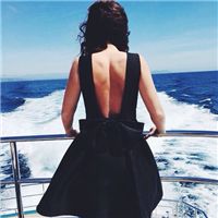 女生唯美小清新海边头像精选  树叶沙沙响陪我去流浪