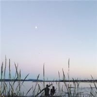 微信头像男生背影帅气全身  爱旅游的男生背影微信头像