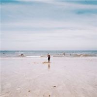 微信头像男生背影帅气全身  爱旅游的男生背影微信头像