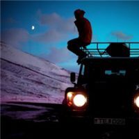 微信头像男生背影帅气全身  爱旅游的男生背影微信头像