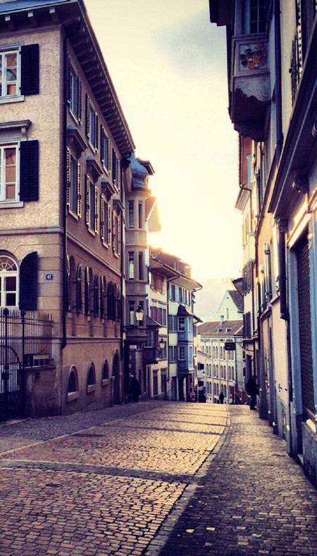 在时间的长廊里停留微信图片