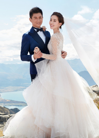 吴奇隆刘诗诗婚纱照微信高清图片