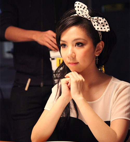 卖萌女神邓紫棋微信高清图片