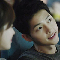 微信太阳的后裔情侣头像 宋慧乔宋仲基这对CP太有爱