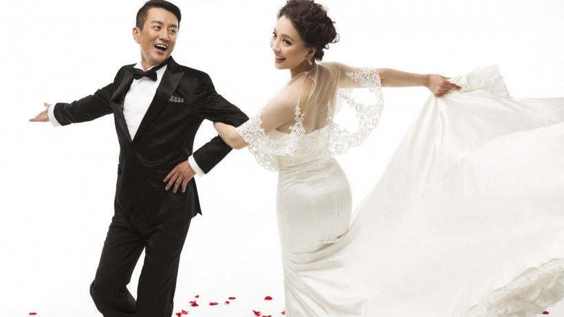 孙茜婚纱写真微信图片  获封“风尚质感明星”