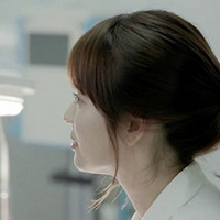 微信太阳的后裔情侣头像 宋慧乔宋仲基这对CP太有爱