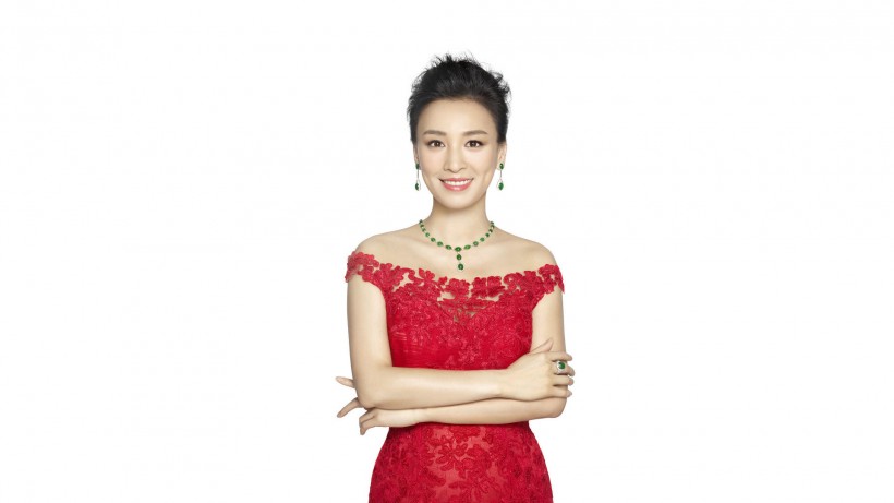 张庭微信高清图片 获得“中国台湾第一酒窝美女”的称号。