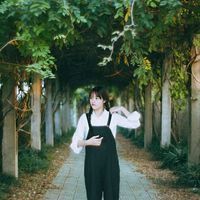 微信长发唯美森系女生头像 你的不珍惜让我学会了放弃