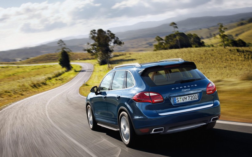 保时捷卡宴汽车微信高清图片  驰的“辣椒”