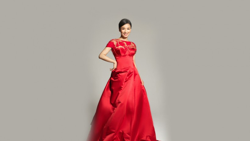 张庭微信高清图片 获得“中国台湾第一酒窝美女”的称号。