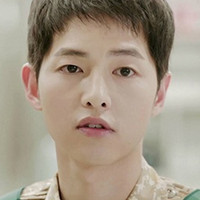 微信太阳的后裔情侣头像 宋慧乔宋仲基这对CP太有爱