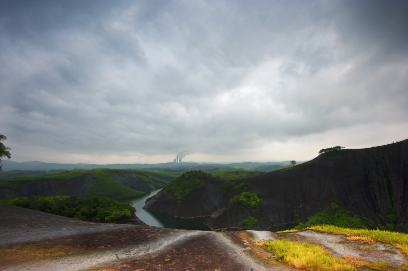 南岭风光微信高清图片  又称 “五岭”