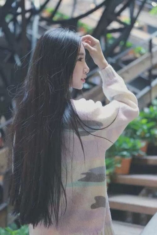 2016好看的气质美女微信图片 少了笑容多了凉薄