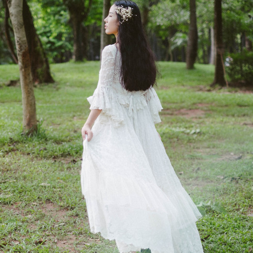 同一风格的清新美女微信图片 想去没有你的地方流浪