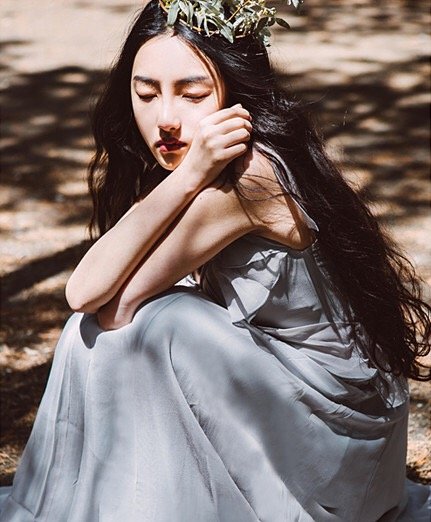 阳光下的美女微信高清图片 相遇