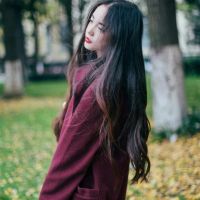 微信头像 话只能对风说故事也只能讲给自己听