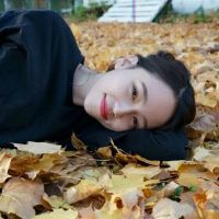 微信头像 话只能对风说故事也只能讲给自己听