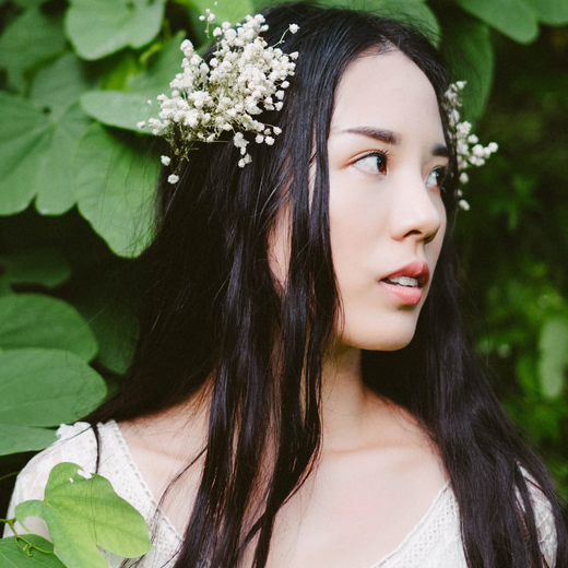 同一风格的清新美女微信图片 想去没有你的地方流浪