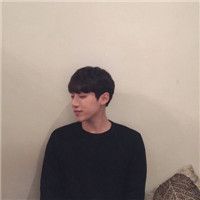 微信忧郁系帅气的男生头像生活照 给生命一个微笑去面对人生