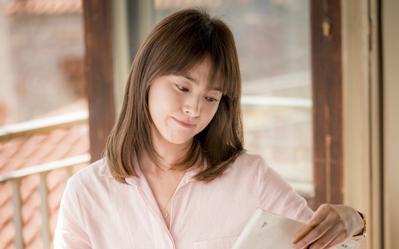 韩剧《太阳的后裔》剧照微信图片  一见钟情