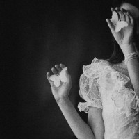 微信欧美范黑白恐怖头像女生 诡异风格的女生头像