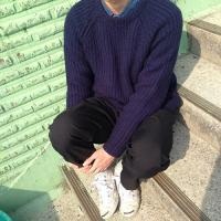 微信男生耍帅风格的头像 拦住成长的不是幼稚