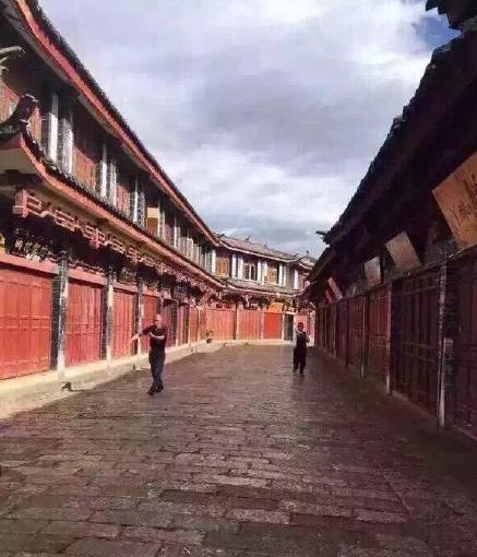 丽江古城街道风景微信图片