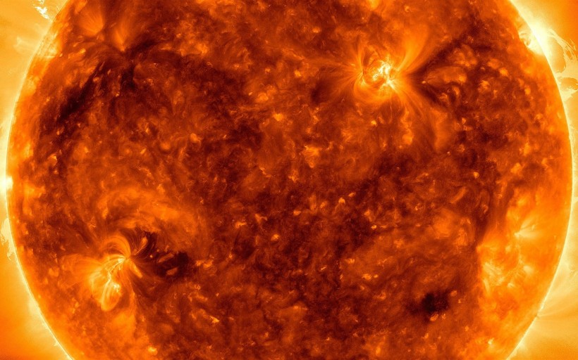 金灿灿的太阳微信图片 太阳系