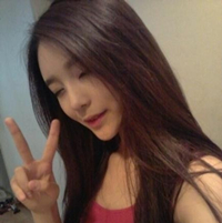 微信性感妩媚女生头像-浪费了青春错过了爱情却依旧傻傻地守候