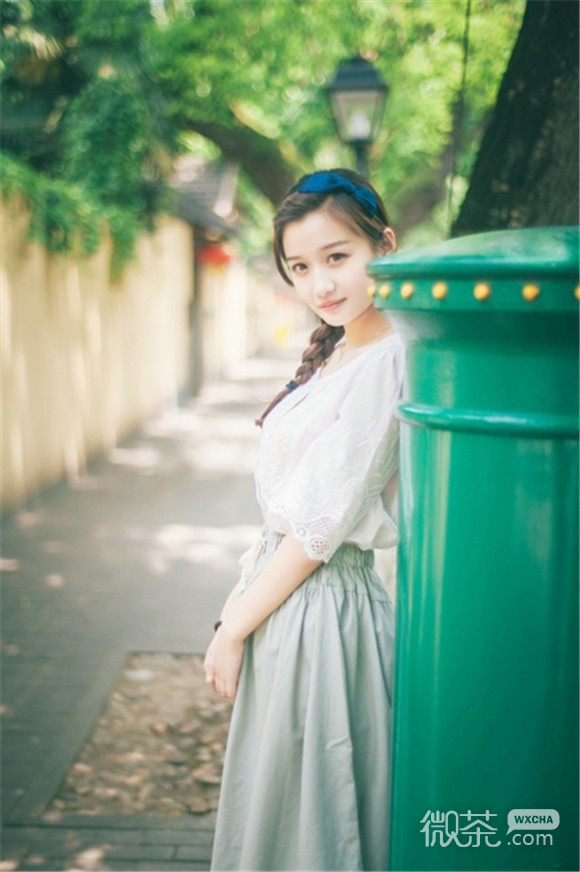 校园清纯美女微信图片 依偎着你心跳声如此频繁