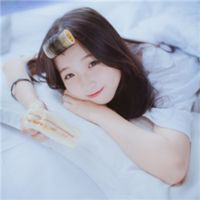 微信小清新的萌妹子系列头像 我带着曾经你给的爱学会了期待