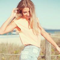 微信性感妩媚女生头像 魅力盖不住的