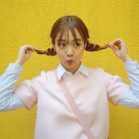 微信女生头像我疯疯癫癫有人爱