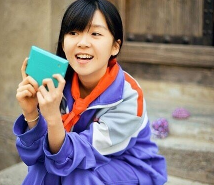 小清新女明星穿校服微信图片 最好的我们
