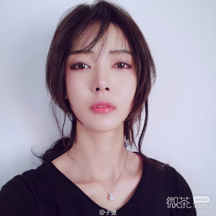 网红女神子望微信图片 无死角超美自拍