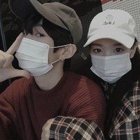 微信情侣头像不份手DE恋爱。