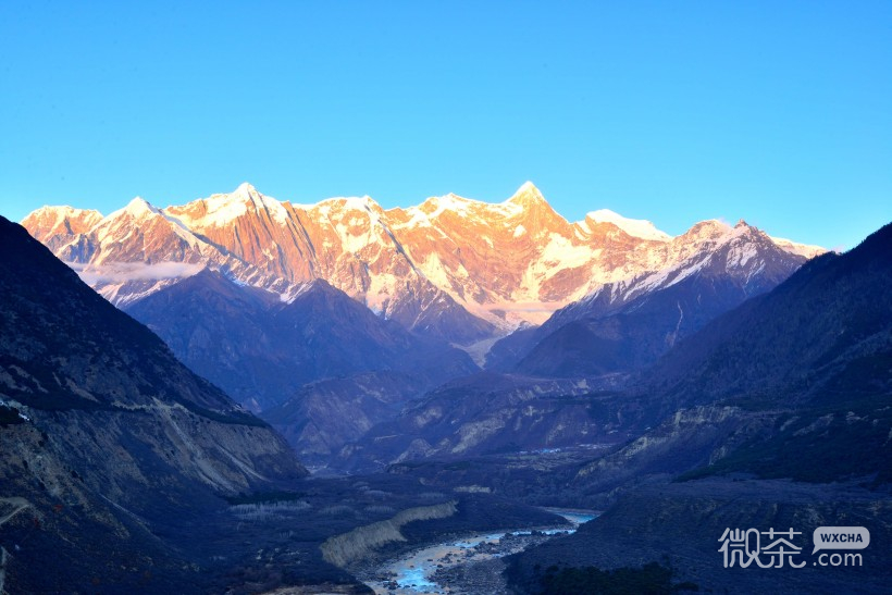 西藏南迦巴瓦峰风景微信图片 有“西藏众山之父”之称