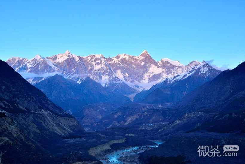 西藏南迦巴瓦峰风景微信图片 有“西藏众山之父”之称
