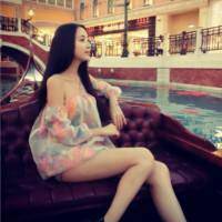 唯美丽人女王范儿微信头像 别在我离开之前离开好吗