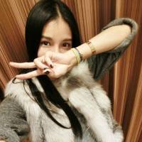 唯美丽人女王范儿微信头像 别在我离开之前离开好吗