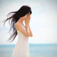 海水波波小清新唯美伤感微信头像 不比较不计较不撒娇