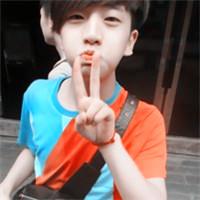 可爱微笑男生微信头像 爱笑的我